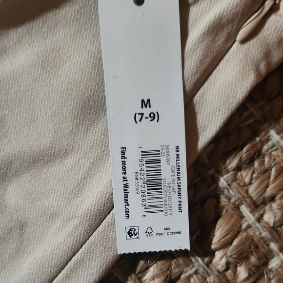 Cream Skinny Pants with Tailored Fit - Picture 2 of 6